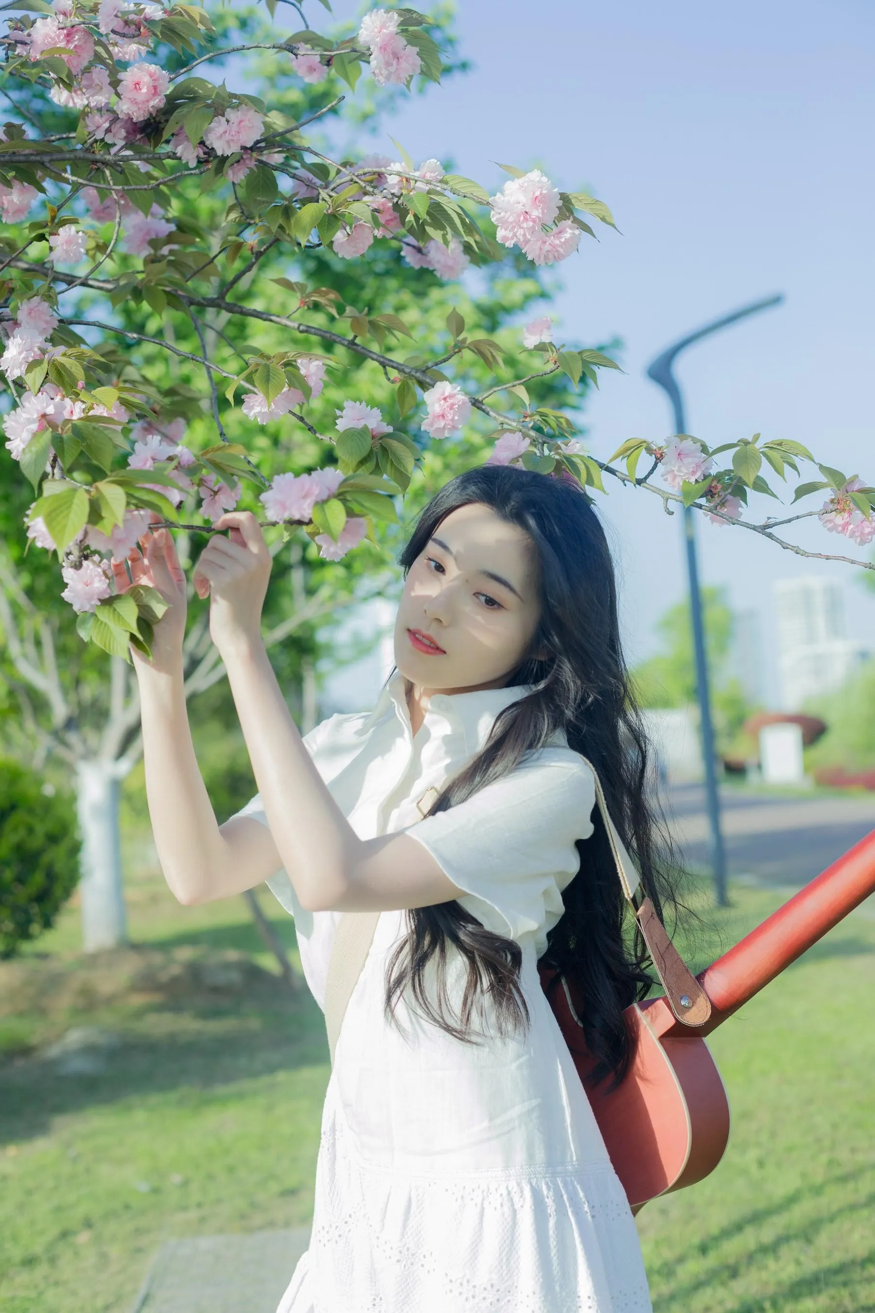 [YITUYU艺图语]2022.07.29 给晚樱的情歌 静鏡婧 [28P]插图2